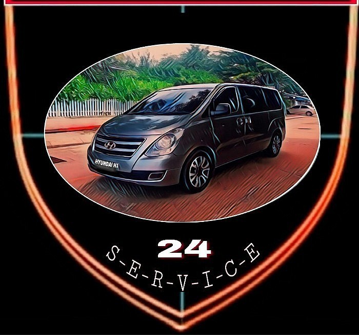 TOYOTA COMMUTER 10 - 14 SEAT