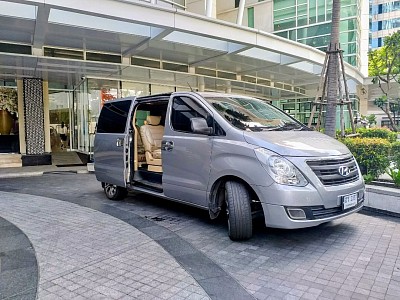 บริการรถรับส่งไปสนามบิน >> 0802574555